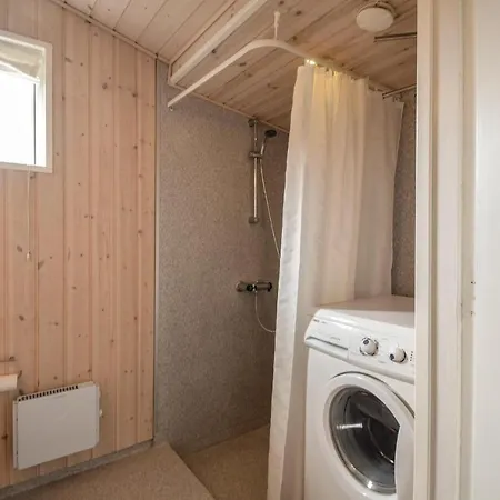 Two-bedroom Holiday In Juelsminde