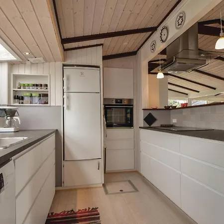 Two-bedroom Holiday In Juelsminde